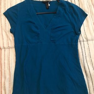 Cute v neck blouse